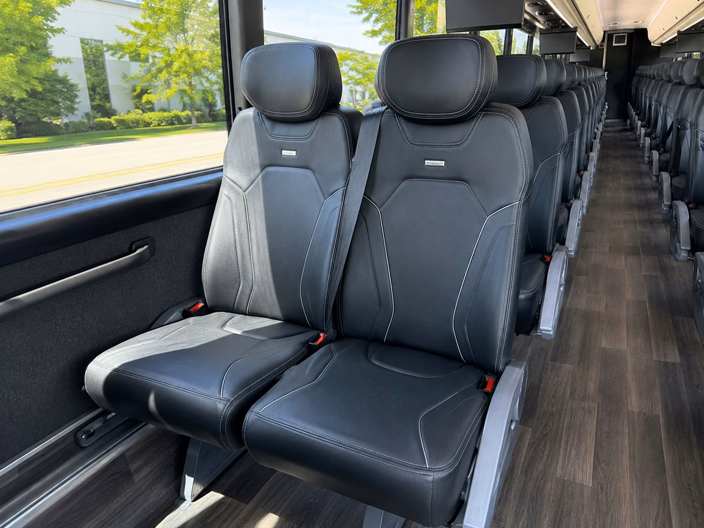 guest shuttle service between san francisco hotels and wedding venues